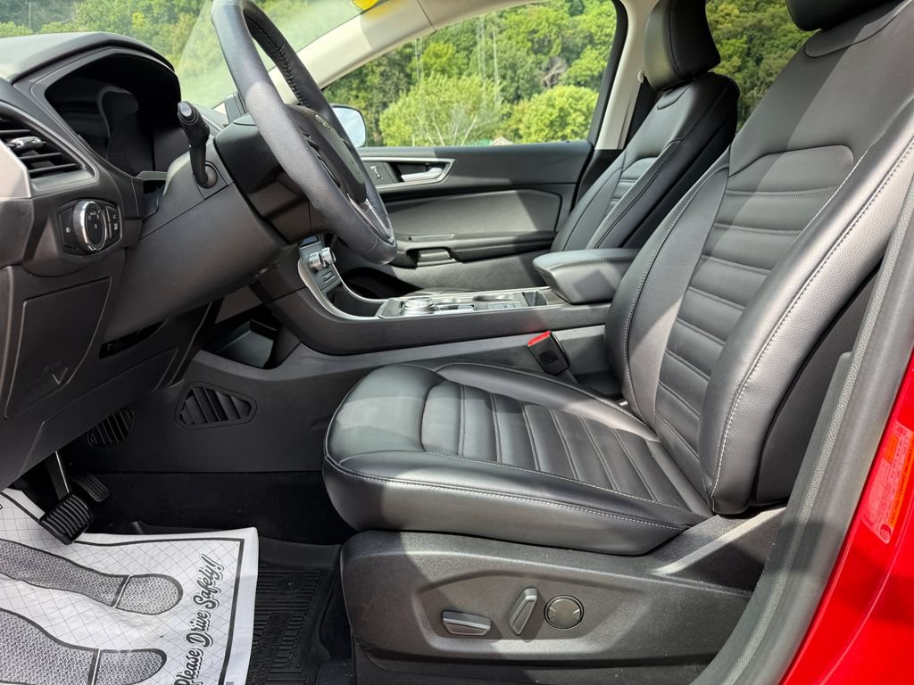 Used 2024 Ford Edge SEL w/ Convenience Package AWD/4WD image 18