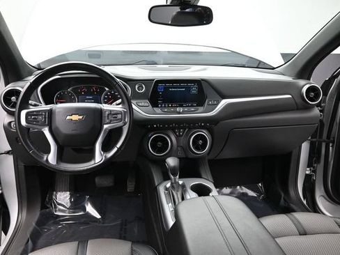 Used 2021 Chevrolet Blazer LT FWD image 16