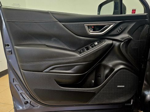 Used 2022 Subaru Forester Touring image 12