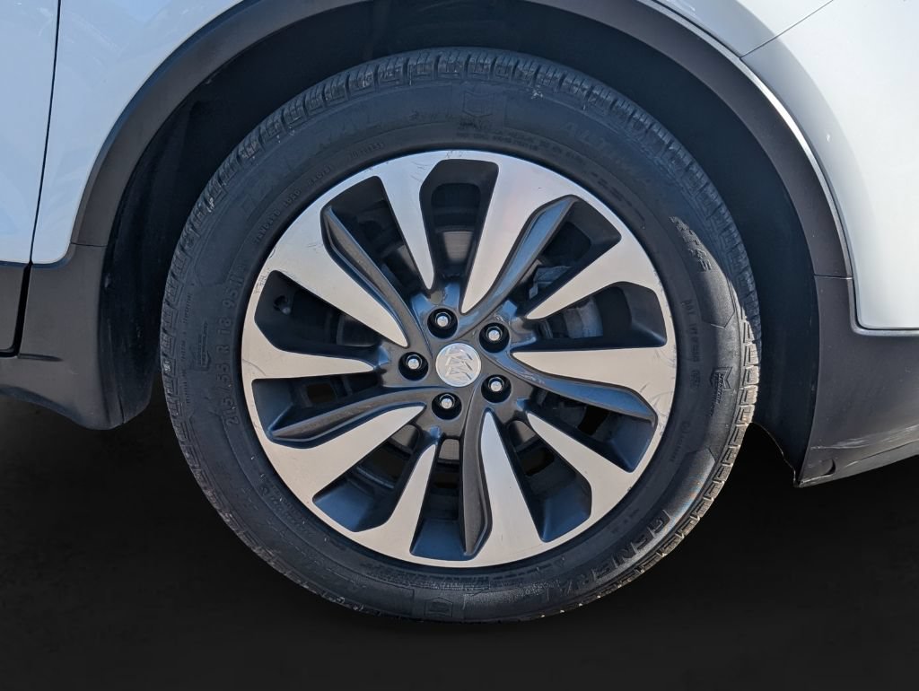 Used 2018 Buick Encore Essence FWD image 26