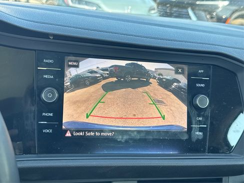 Used 2020 Volkswagen Jetta SEL image 29