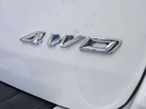 Used 2022 Ford Explorer King Ranch w/ Technology Package AWD/4WD image 32