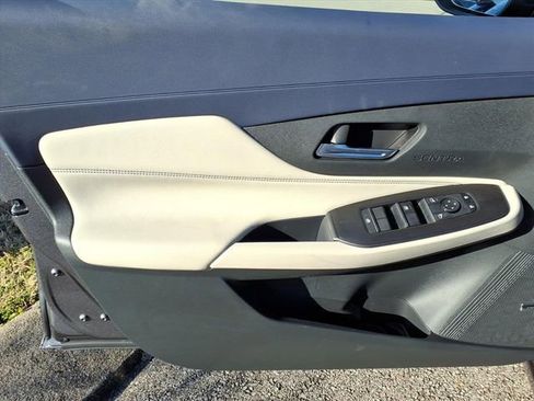 New 2026 Nissan Sentra SL w/ Floor Mat Package image 7