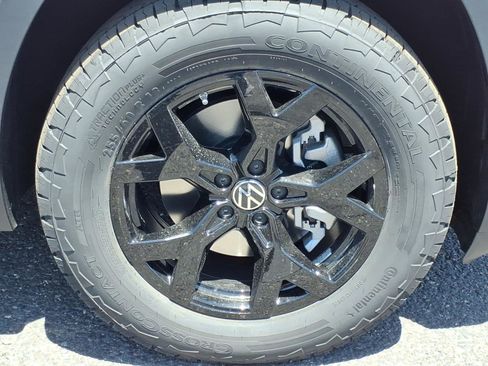New 2026 Volkswagen Atlas Peak Edition AWD/4WD image 9