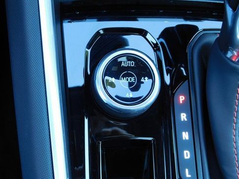 New 2025 Chevrolet Colorado Z71 w/ Technology Package image 33