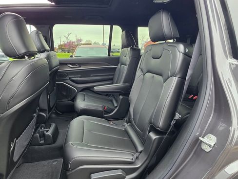 New 2026 Jeep Grand Cherokee L Limited image 18