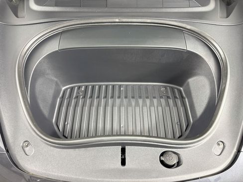 Used 2024 Tesla Model 3 Standard Range RWD image 18