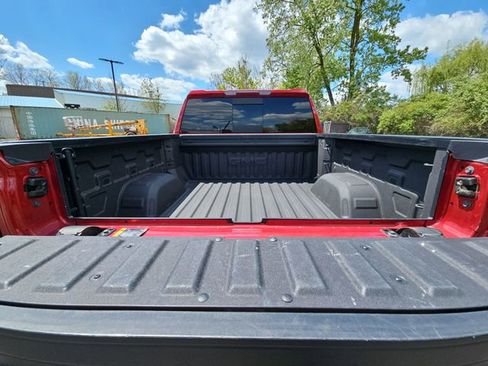 Used 2024 GMC Sierra 1500 SLT w/ SLT Premium Plus Package AWD/4WD image 27