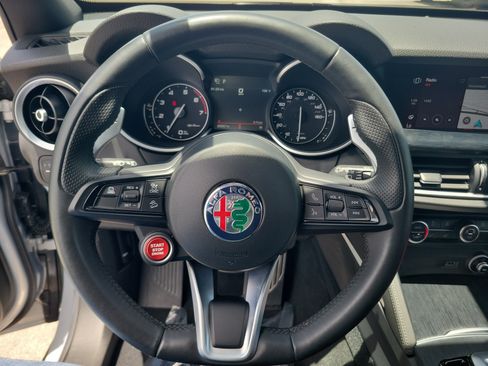 Used 2023 Alfa Romeo Stelvio Sprint RWD image 22