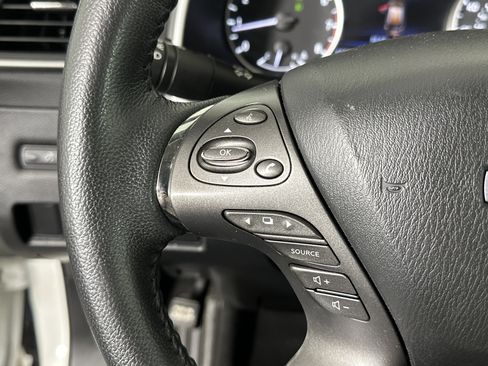 Used 2023 Nissan Murano SV image 26