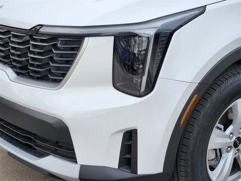 New 2026 Kia Sorento LX image 6