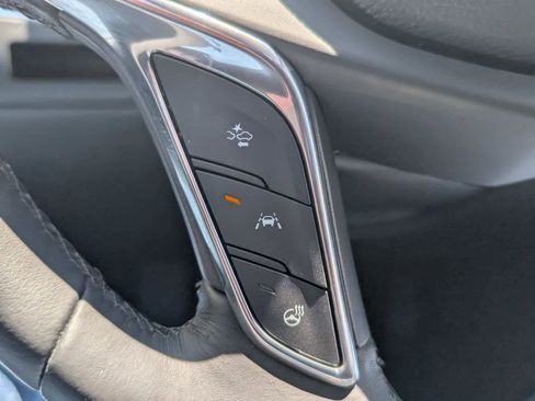 Used 2017 Cadillac XT5 Luxury w/ Driver Awareness Package FWD image 23