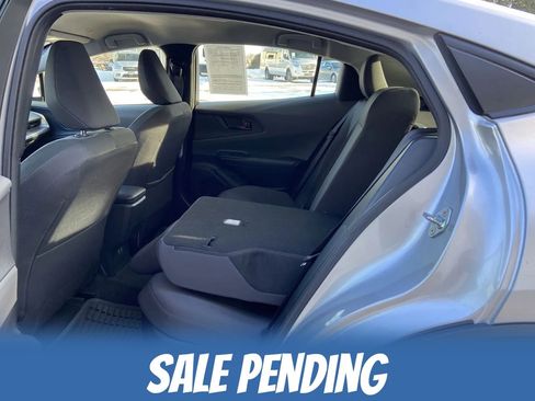 Used 2024 Toyota Prius LE FWD image 19
