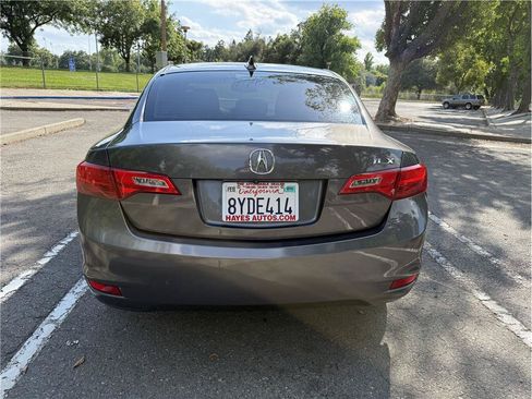 Used 2015 Acura ILX w/ Technology Package FWD image 6