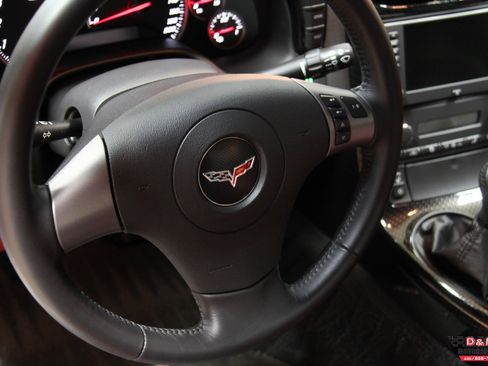 Used 2007 Chevrolet Corvette Z06 w/ Preferred Equipment Group RWD image 13