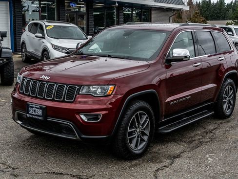 Used 2018 Jeep Grand Cherokee Limited w/ Trailer Tow Group IV image 4