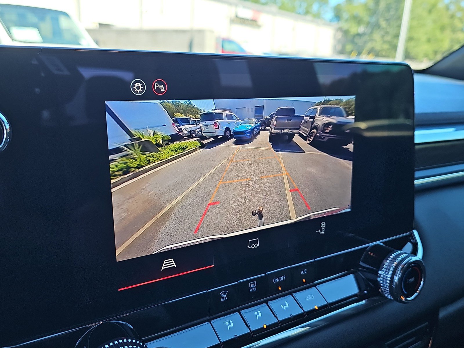 Used 2025 GMC Canyon Elevation RWD image 26