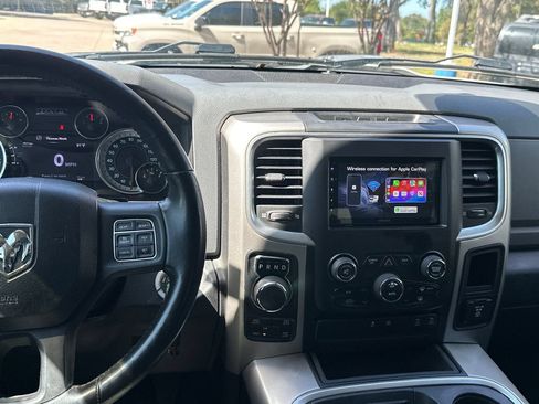 Used 2017 RAM 1500 Lone Star AWD/4WD image 17