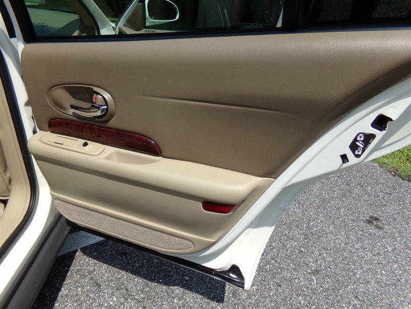 Used 2004 Buick Le Sabre Limited FWD image 47
