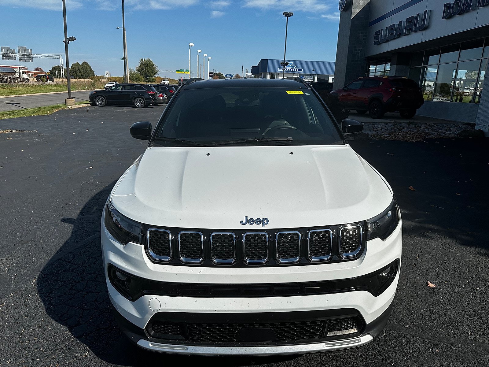 Used 2023 Jeep Compass Limited AWD/4WD image 9