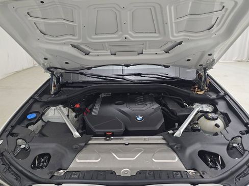 Certified 2025 BMW X4 xDrive30i w/ Premium Package image 30