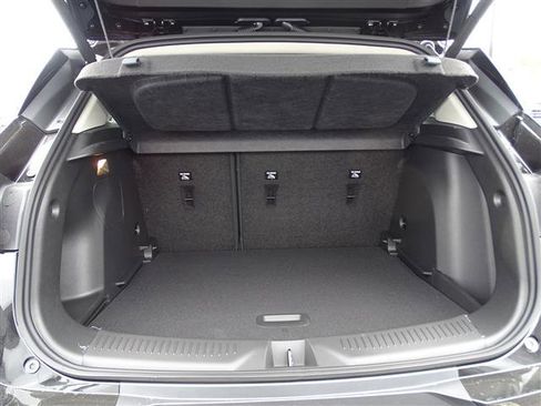 Used 2023 Buick Encore GX Essence w/ Experience Buick Package image 6