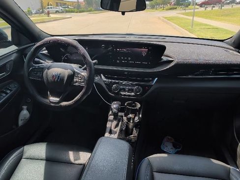 Used 2024 Buick Envista Sport Touring w/ Convenience I Package FWD image 12