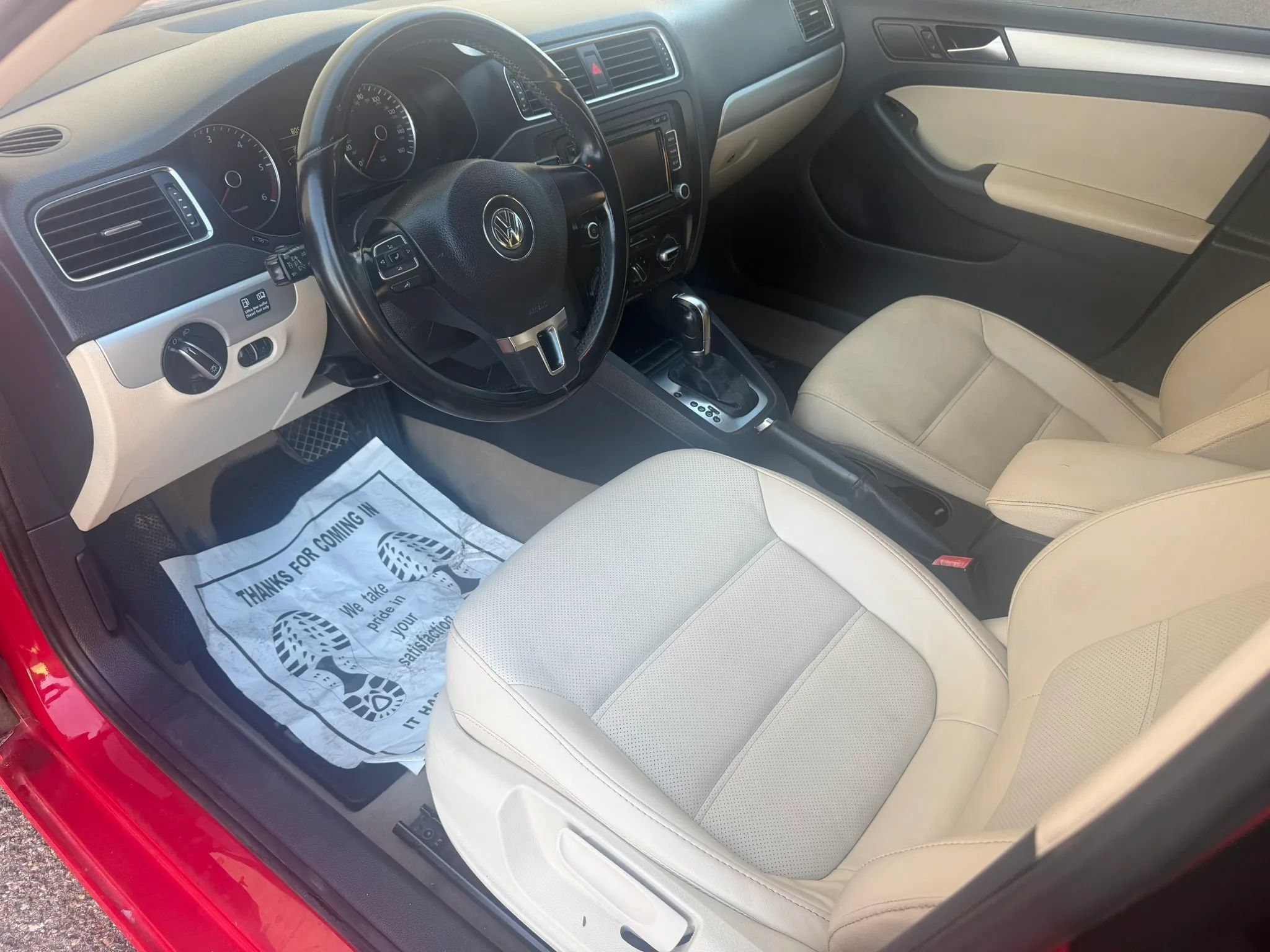 Used 2012 Volkswagen Jetta TDI FWD image 8
