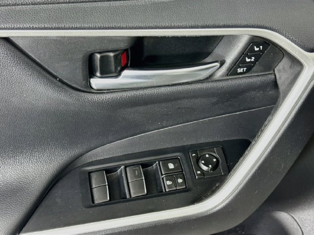 Certified 2021 Toyota RAV4 Limited AWD/4WD image 20