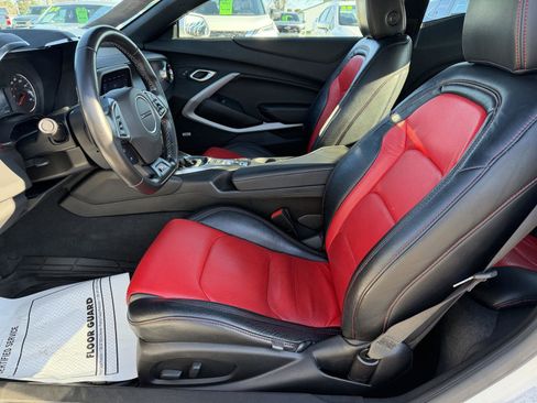 Used 2022 Chevrolet Camaro LT w/ RS Package RWD image 8