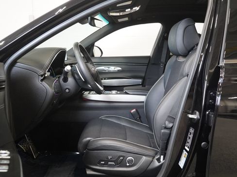 Used 2025 Genesis GV70 2.5T w/ Sport Prestige Package AWD/4WD image 11