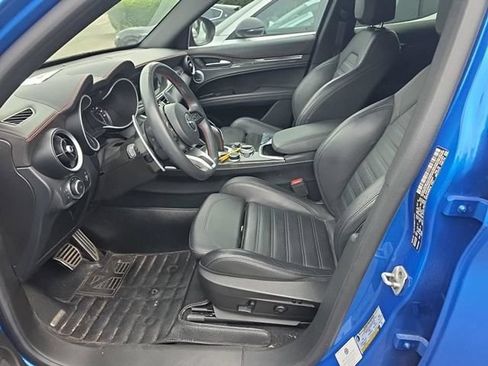 Used 2023 Alfa Romeo Stelvio Estrema AWD/4WD image 10