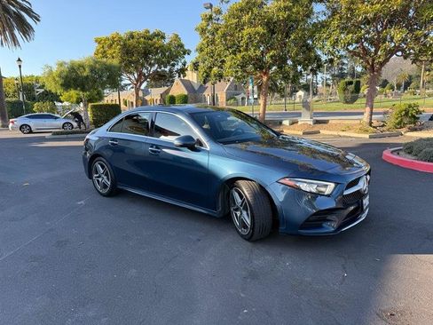 Used 2019 Mercedes-Benz A 220 image 11
