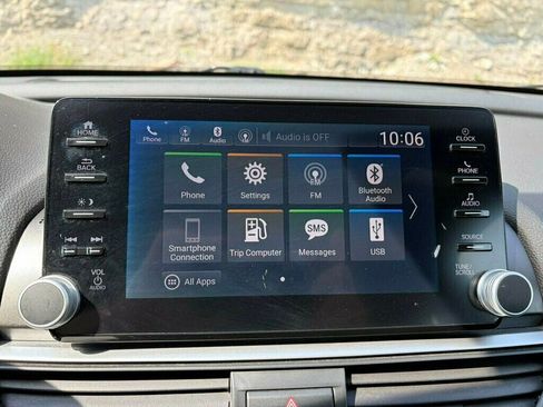 Used 2018 Honda Accord Sport image 16