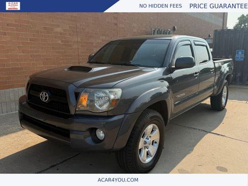 Used 2011 Toyota Tacoma 4x4 Double Cab w/ TRD Sport Pkg image 3