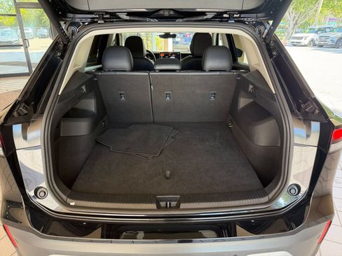 Used 2026 Volkswagen Tiguan SE FWD image 22