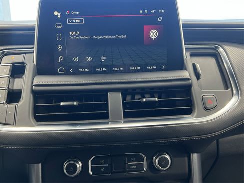 Used 2023 GMC Yukon SLT image 16