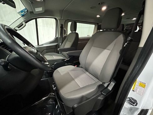 Used 2024 Ford Transit 350 XLT image 15