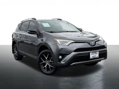 Used 2018 Toyota RAV4 SE