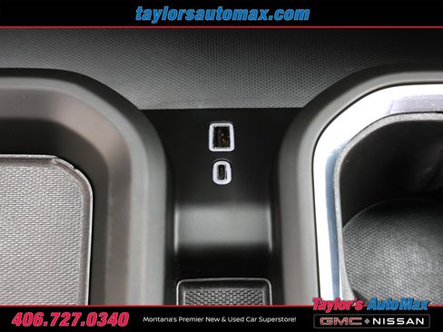 Used 2025 GMC Sierra 3500 Denali w/ Denali Reserve Package image 30