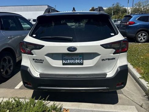 Used 2024 Subaru Outback Onyx Edition AWD/4WD image 6