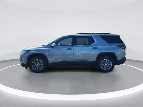 Used 2023 Chevrolet Traverse LT AWD/4WD image 5