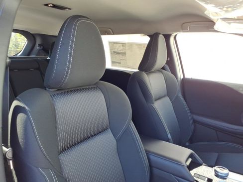 New 2026 Mitsubishi Outlander ES FWD image 17