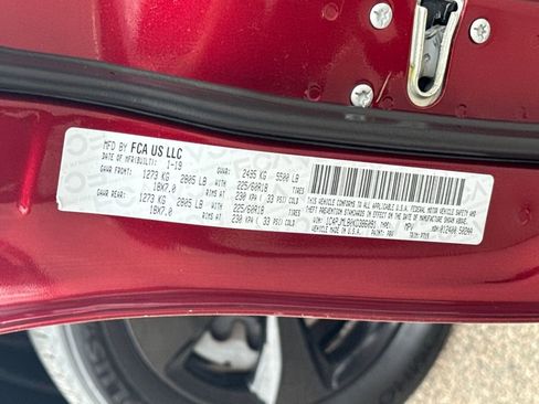 Used 2019 Jeep Cherokee Latitude Plus AWD/4WD image 42