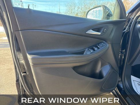 Used 2020 Buick Encore GX Preferred AWD/4WD image 19