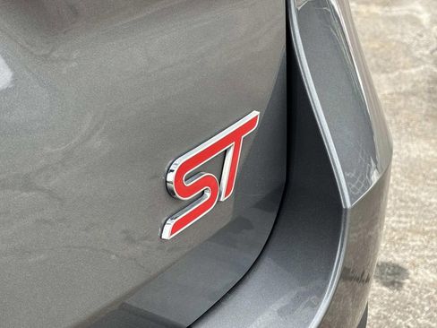 Used 2022 Ford Explorer ST w/ Equipment Group 401A image 11