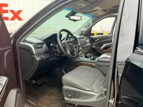 Used 2016 Chevrolet Tahoe LS RWD image 16