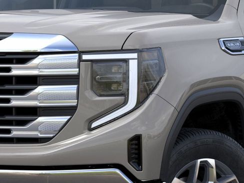 New 2026 GMC Sierra 1500 SLE image 10