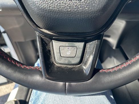 Used 2025 Honda Pilot Black Edition image 21