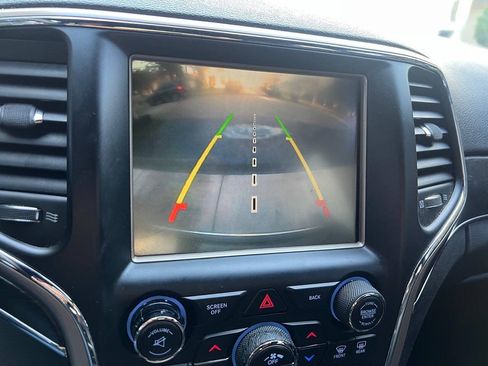 Used 2014 Jeep Grand Cherokee Limited w/ Trailer Tow Group IV RWD image 13